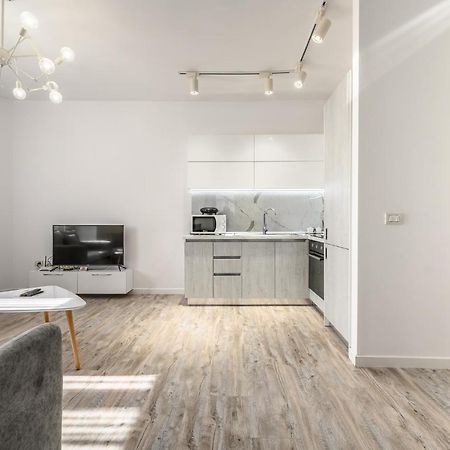 Miku Apartment-Modernly Designed Downtown 地拉那 外观 照片