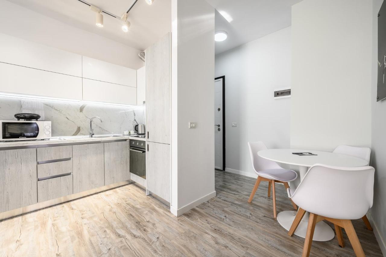 Miku Apartment-Modernly Designed Downtown 地拉那 外观 照片