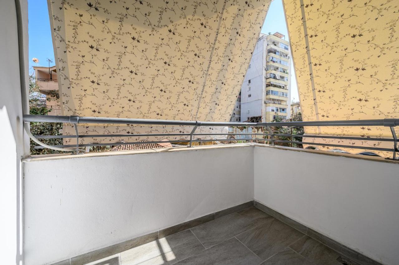 Miku Apartment-Modernly Designed Downtown 地拉那 外观 照片